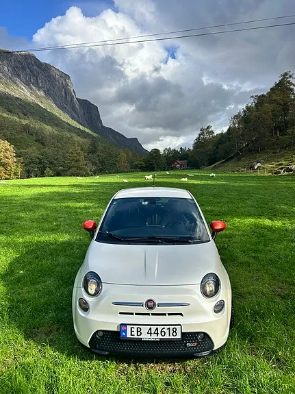 Fiat 500E 2017 photo 3