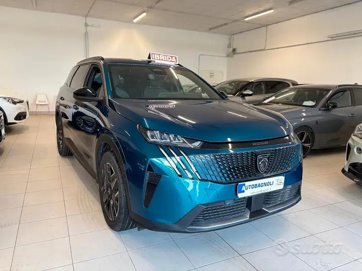 Peugeot 5008 2025 photo 2