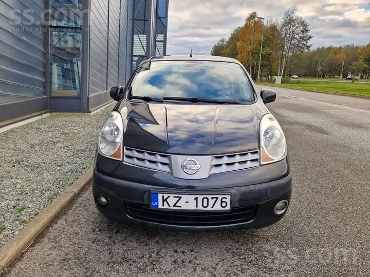 Nissan Note 2006 photo 2