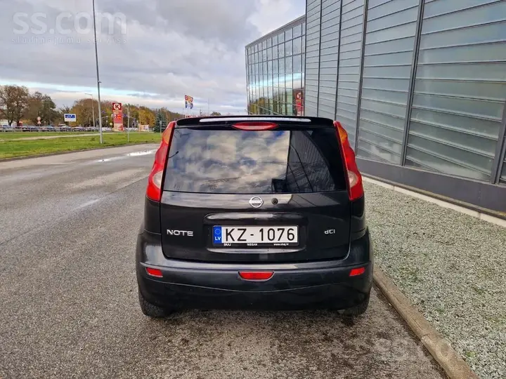 Nissan Note 2006 photo 5