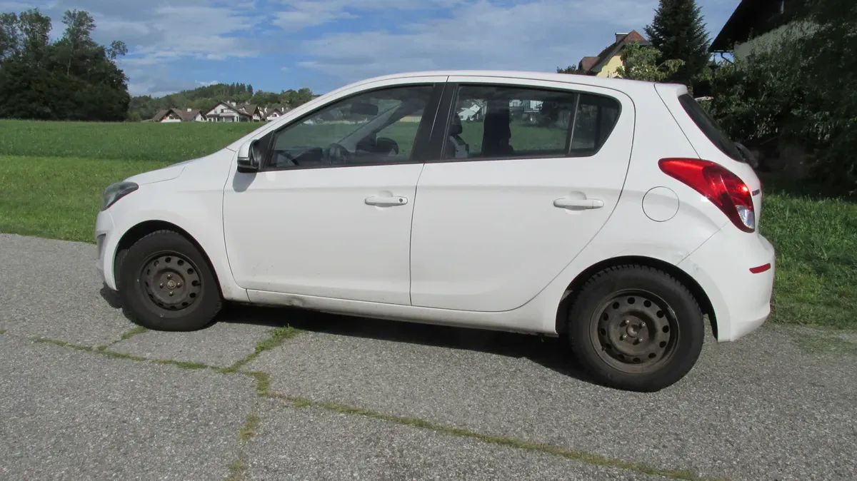 Hyundai I20