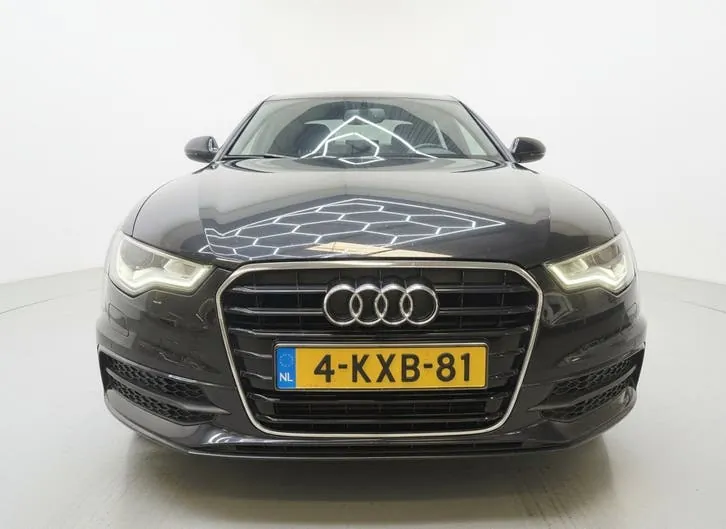 Audi A6 Avant 2013 photo 2