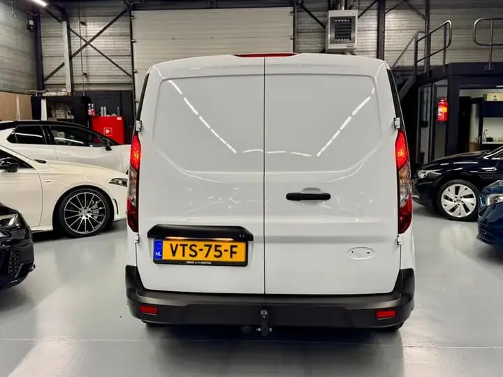Ford Transit Connect 2023 photo 3