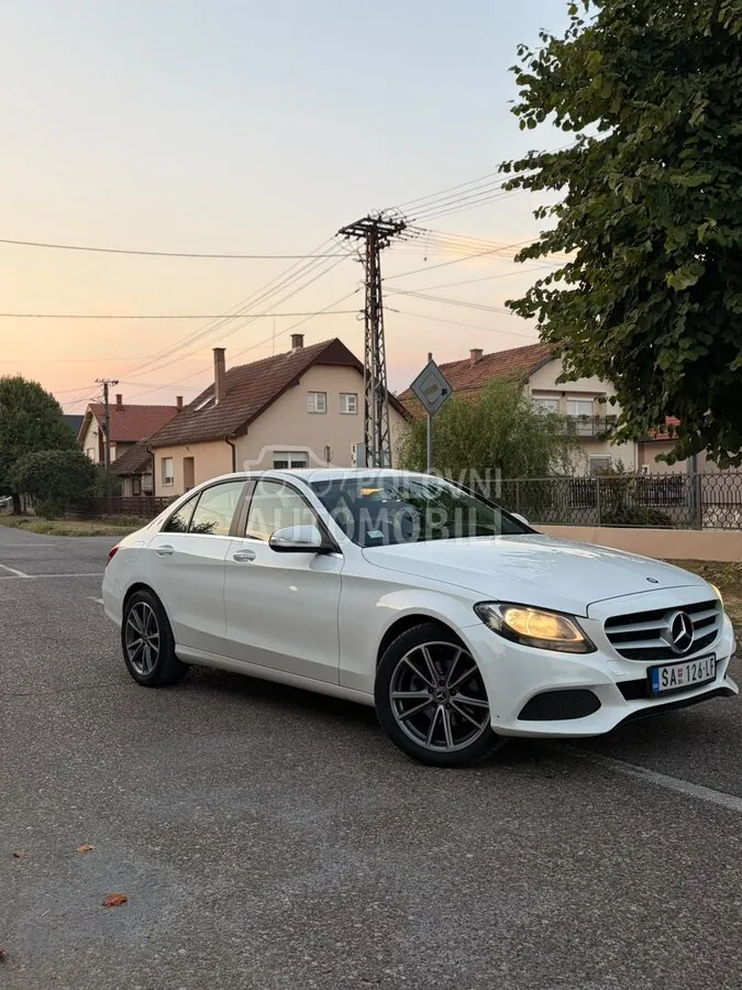 Mercedes-Benz C 220 2014 photo 5