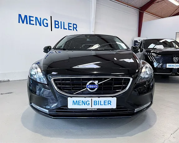 Volvo V40 2015 photo 2