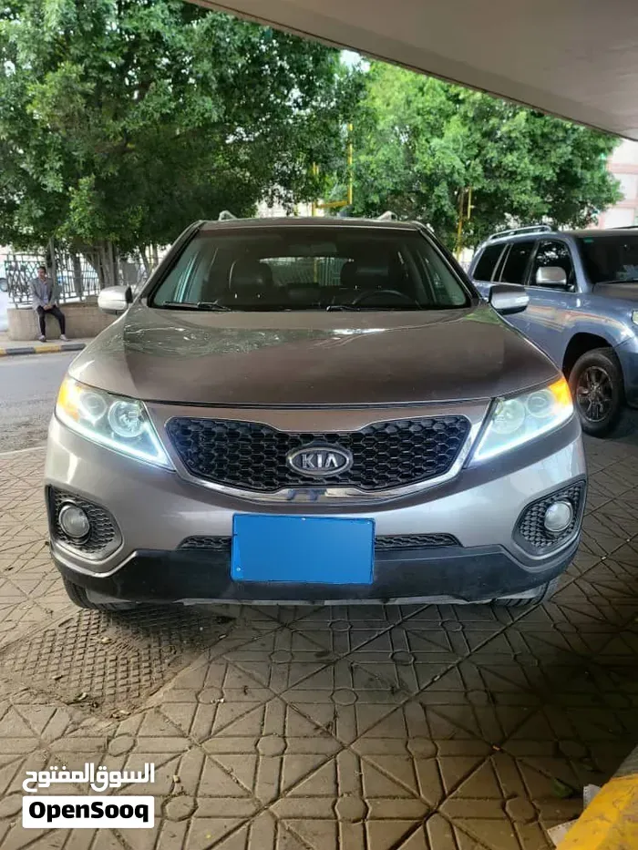 Kia Sorento 2011 photo 4