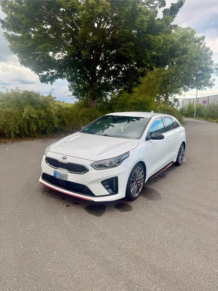Kia Proceed Gt