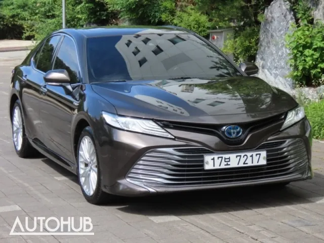 Toyota Camry 2018 photo 2