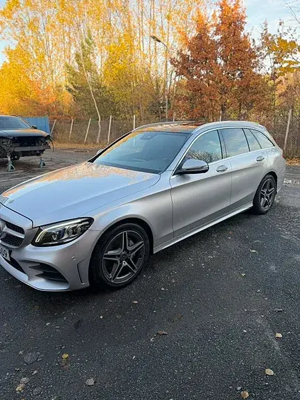 Mercedes-Benz C-Class 2019 photo 3
