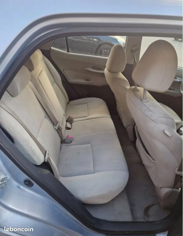 Toyota Avensis 2005 photo 5