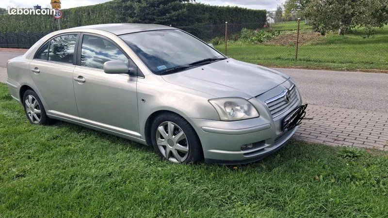 Toyota Avensis 2005 photo 3