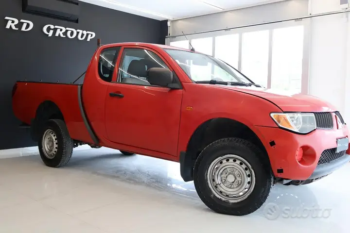 Mitsubishi L200 2007 photo 3