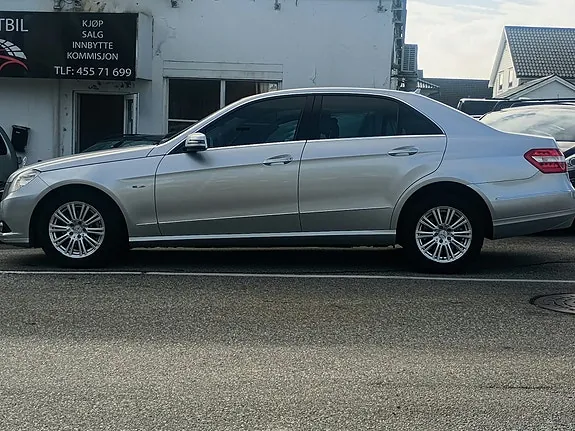Mercedes-Benz E200 D 2010 photo 3