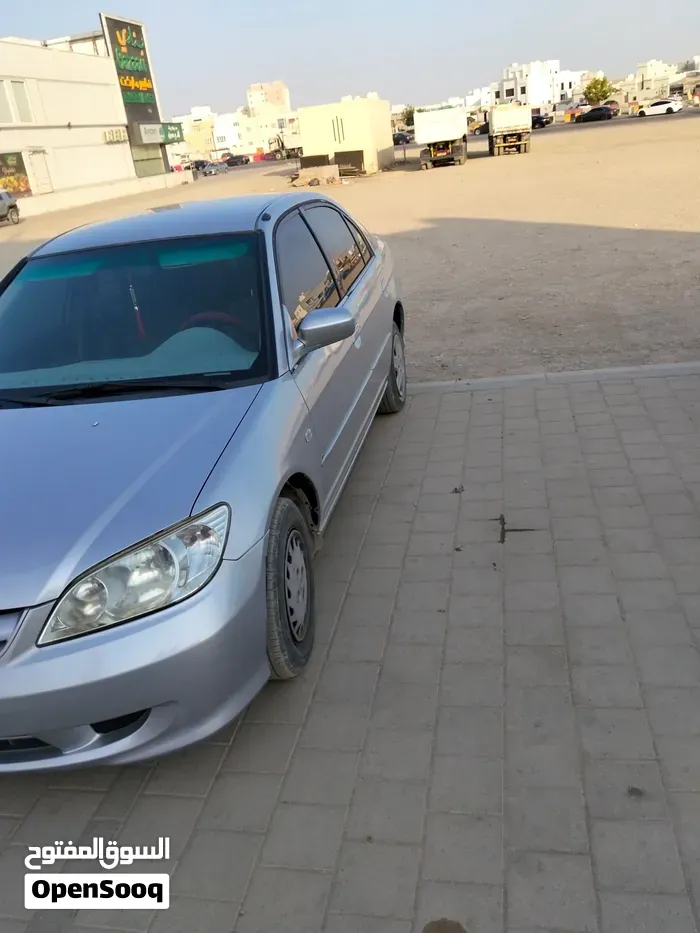 Honda Civic 2005 photo 2