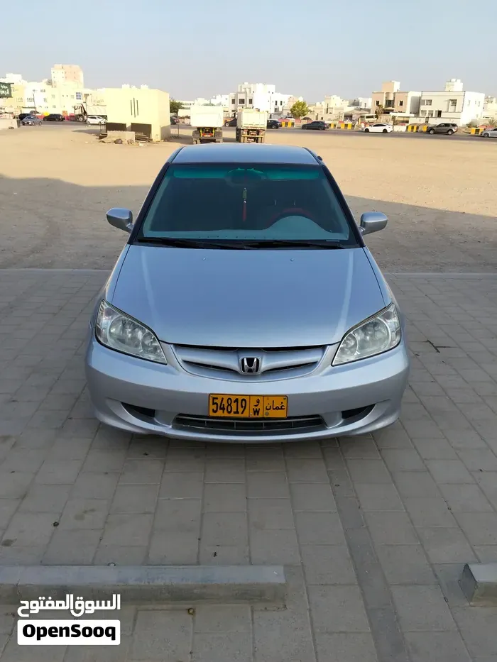 Honda Civic 2005 photo 3
