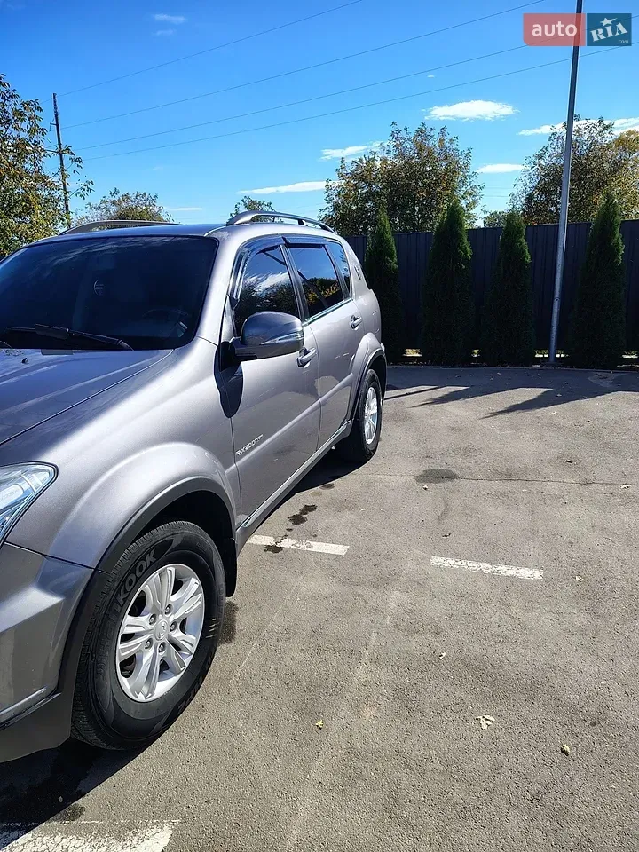 KG Mobility Rexton 2014 photo 2