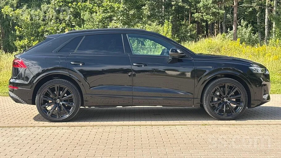 Audi Q8 2024 photo 3
