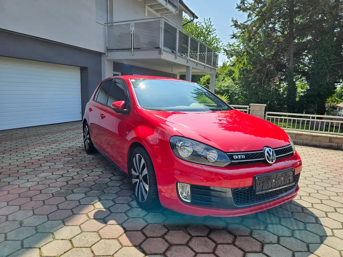 Volkswagen Golf 2009 photo 2