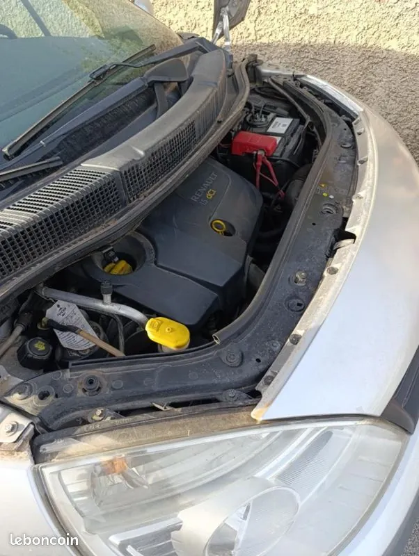 Renault Scenic 2008 photo 2