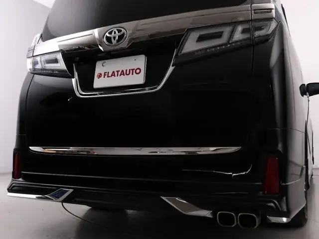 Toyota Verfia 2018 photo 3