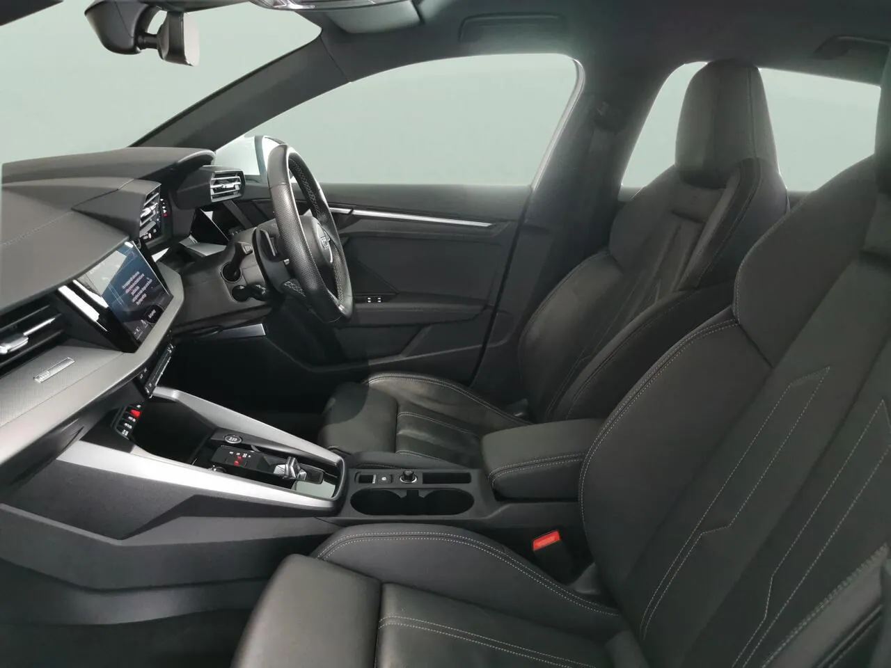 Audi A3 2023 photo 4