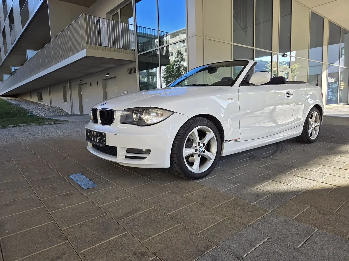 BMW 1 Series 2010 photo 2