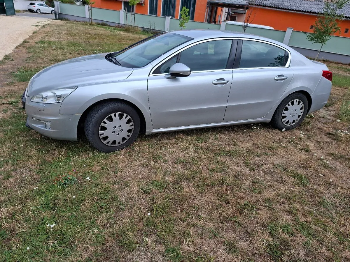 Peugeot 508 2011 photo 2