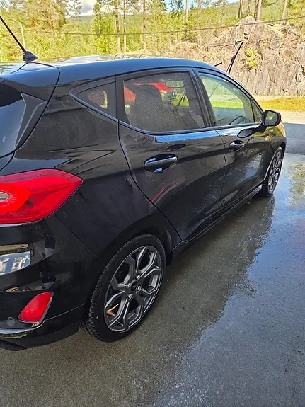 Ford Fiesta 2017 photo 4