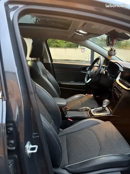 Kia Xceed 2020 photo 3