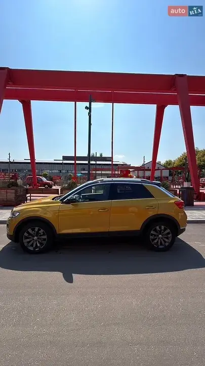 Volkswagen T-Roc 2019 photo 3
