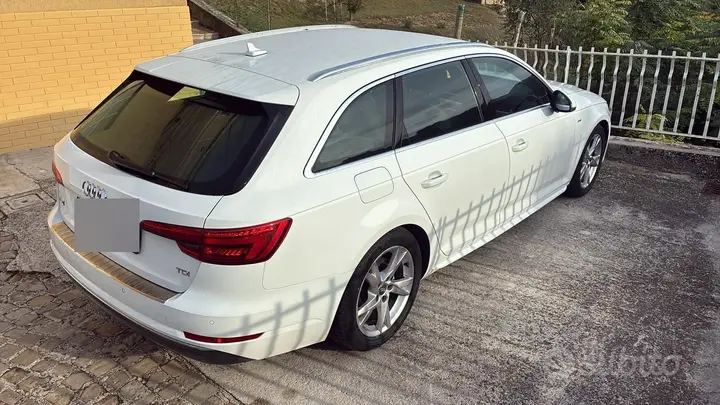 Audi A4 2017 photo 3