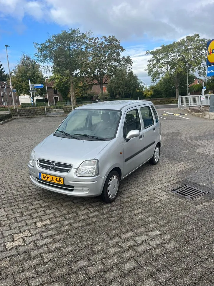 Opel Agila