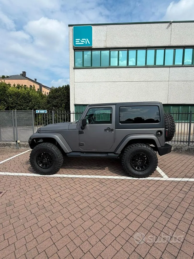 Jeep Wrangler 2016 photo 4