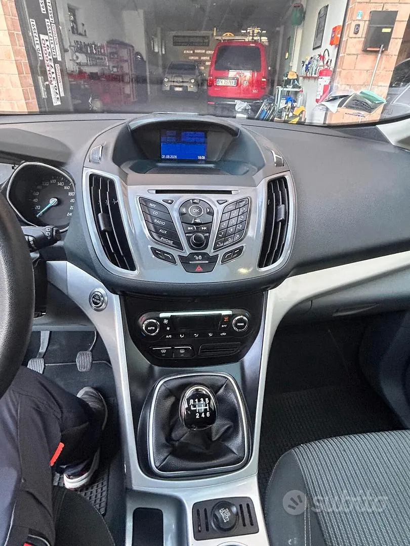 Ford C-Max 2011 photo 3