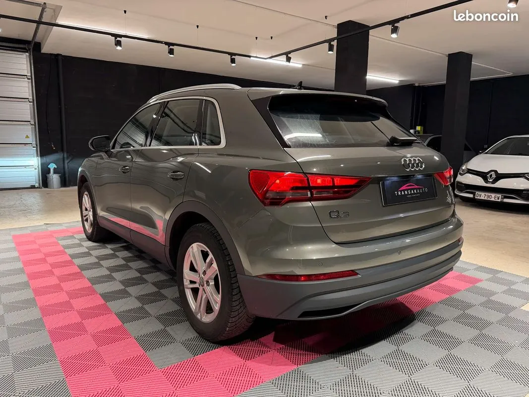 Audi Q3 2019 photo 3