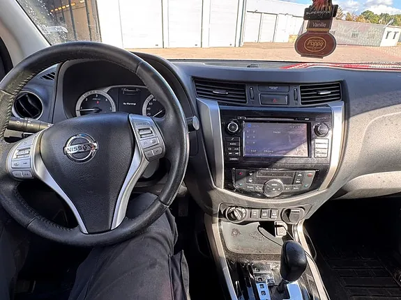 Nissan Navara 2018 photo 2