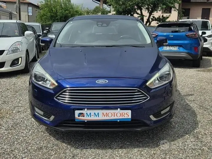 Ford Focus 2015 photo 2