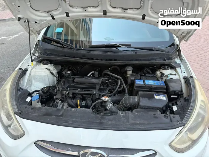 Hyundai Accent 2016 photo 5