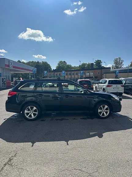 Subaru Outback 2014 photo 4