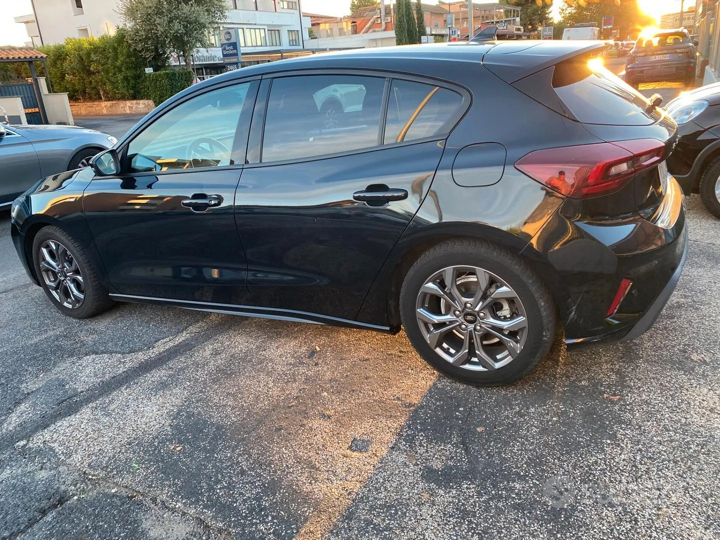 Ford Focus 2024 photo 3