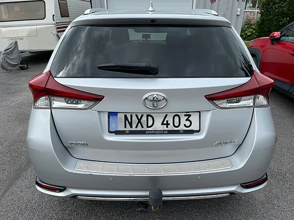 Toyota Auris 2015 photo 4