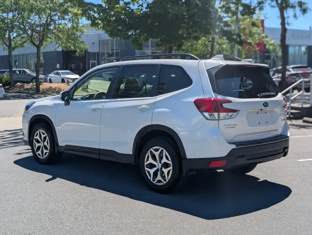 Subaru Forester 2023 photo 4