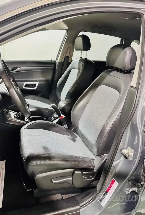 Opel Antara 2010 photo 4