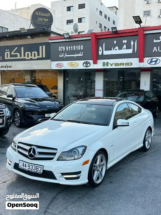 Mercedes-Benz C-Class 2012 photo 2