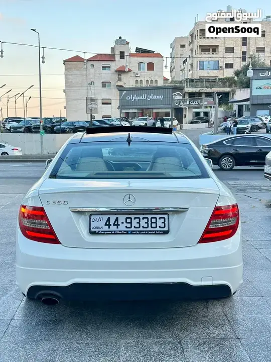 Mercedes-Benz C-Class 2012 photo 4