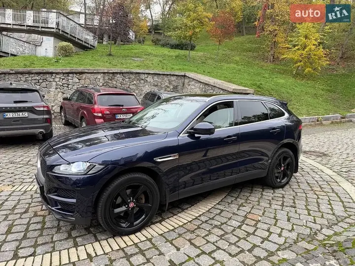 Jaguar F-Pace 2016 photo 4