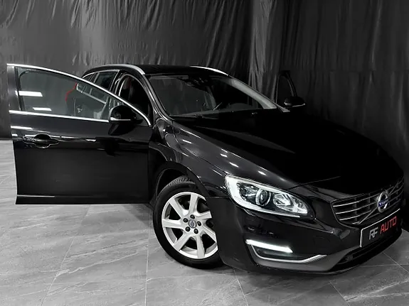 Volvo V60 2015 photo 4
