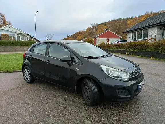 Kia Rio 2012 photo 4