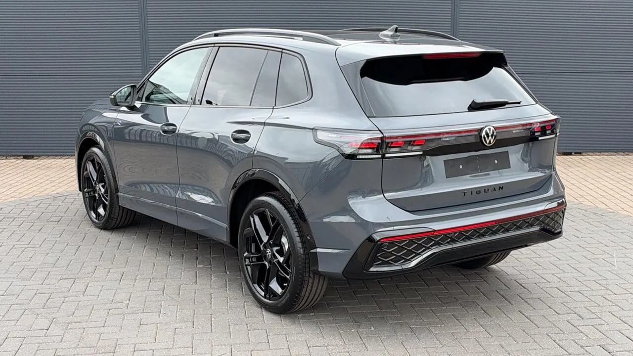 Volkswagen Tiguan photo 3