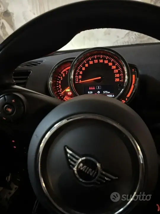 Mini Mini Clubman 2021 photo 2